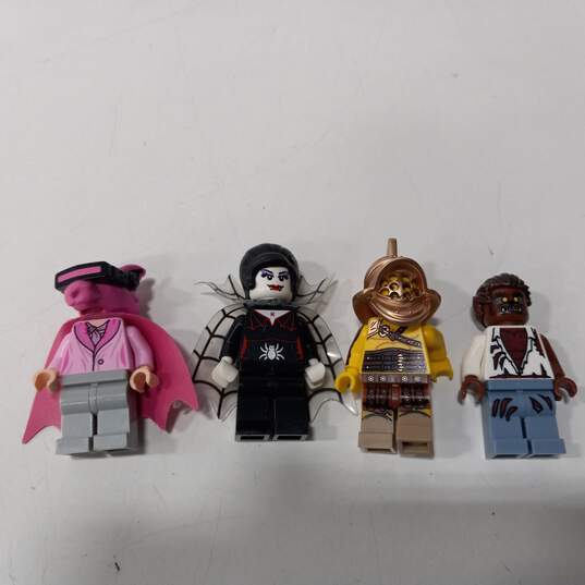 13pc Bundle of Assorted Lego Fantasy Minifigures image number 2