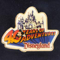 Disneyland 40 Years of Adventure FRAMED Set of 6 Vintage DISNEY PINS alternative image