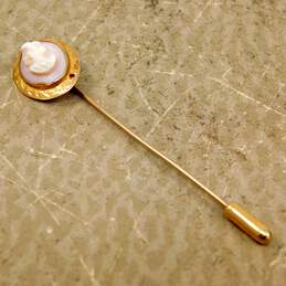 Vintage 10k Yellow Gold Cameo Etched Stick Pin 1.5g