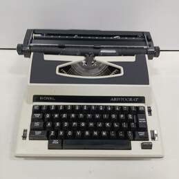Royal Aristocrat Typewriter & Case