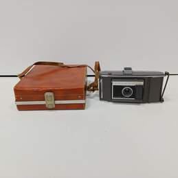 vintage polaroid land camera model j66 w/case