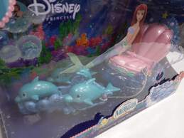 Disney Princess Little Mermaid Shimmering Lights Dolphin Chariot NIB alternative image