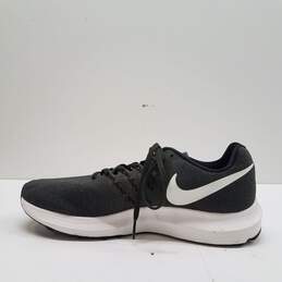 Nike Run Swift Sequoia Green/White Athletic Shoes Men's Size 9.5 alternative image