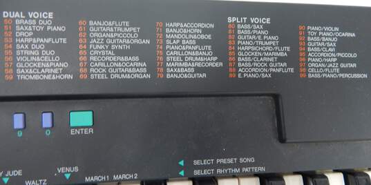 VNTG Yamaha Brand PSR-2 Model Electronic Keyboard image number 6