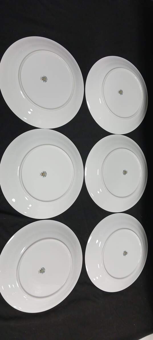 Bundle of 6 White w/ Gold Tone Trim Noritake Rose Pattern Plates image number 3