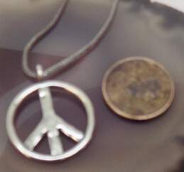 Retired Silpada Sterling Silver Peace Sign Necklace 7.4g alternative image
