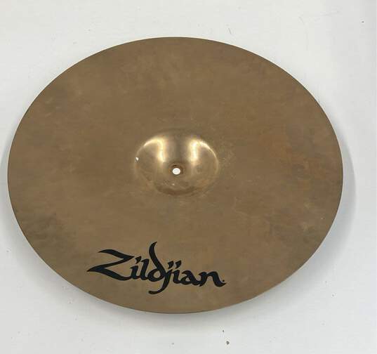 Zildjian ZBT 20 Inch Ride Cymbal image number 2