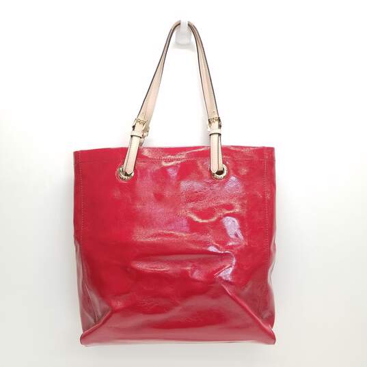 Michael Kors Patent Leather Shoulder Tote Red image number 2