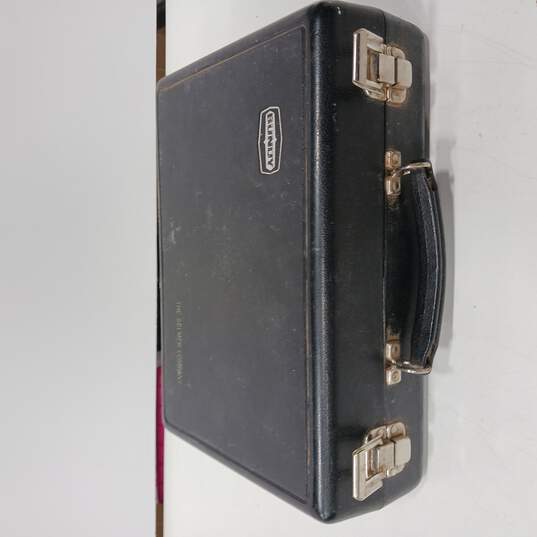 Selmer Bundy Resonite Clarinet with Black Hard Case image number 1