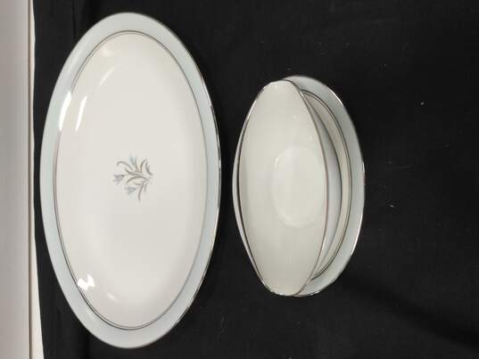 4pc Bundle of Bluebell Serving Dishes image number 2