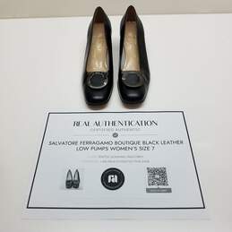 AUTHENTICATED Salvatore Ferragamo Boutique Black Leather Low Pumps Wms Size 7