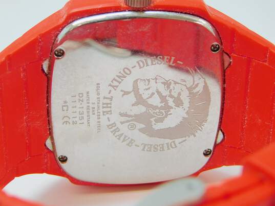 Diesel DZ-1351 Black Dial Red Band Watch 72.9g image number 3