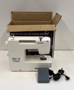 Brother Sewing Machine Project Runway Limited Edition LS2300PRW