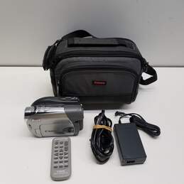 Canon DC330 DVD Camcorder with Accessories