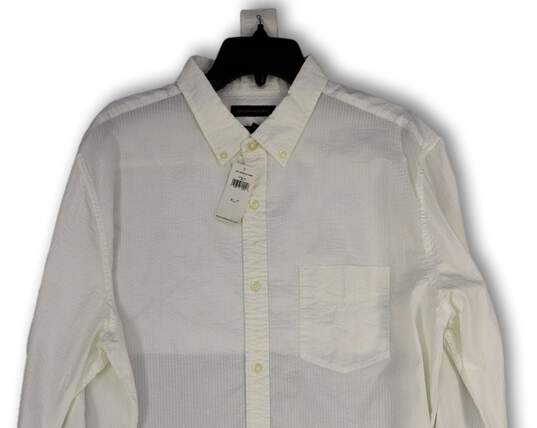 NWT Mens White Pinstripe Collared Long Sleeve Pocket Button-Up Shirt Sz XL image number 3