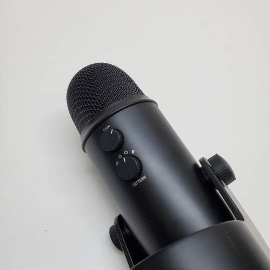 Logitech for Creators Yeti Blackout Condenser Microphone USB (Untested) image number 5