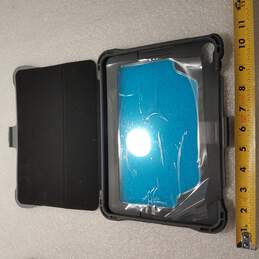iPad Case Cover Gray-Black alternative image