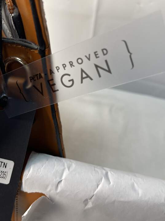 Vegan Approved Tan Handbag w/Crossbody Strap and Wallet image number 5