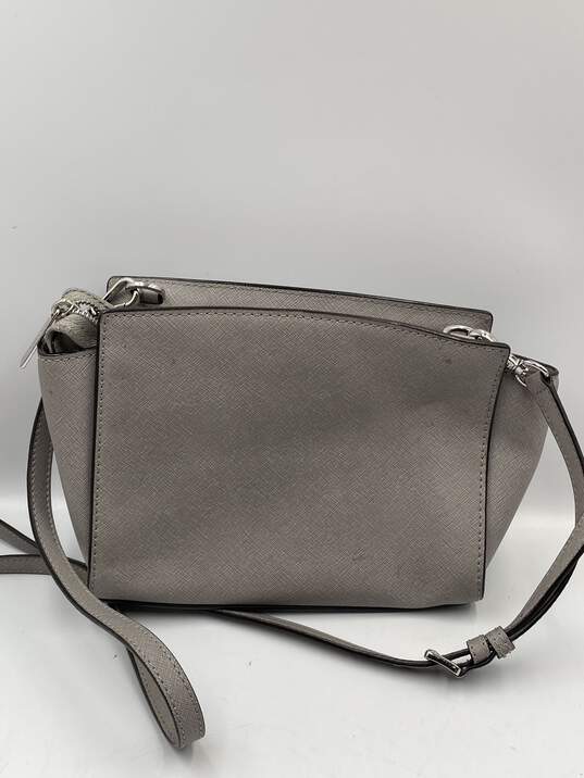 Womens Gray Leather Inner Pockets Logo Detachable Strap Crossbody Bag image number 3