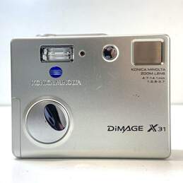 Konica Minolta Dimage X31 3.2MP Compact Digital Camera