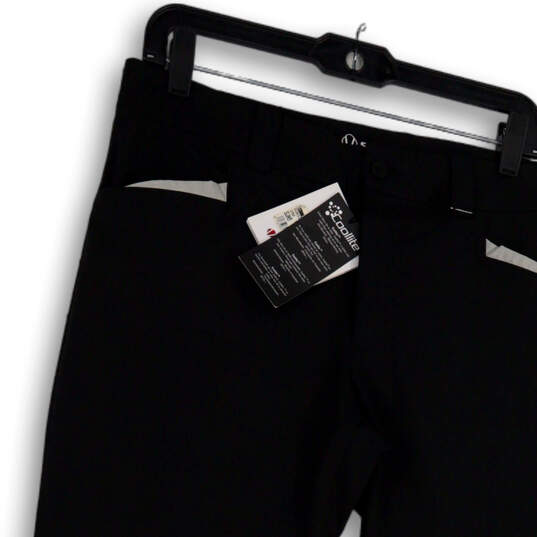 NWT Womens Black Dark Wash Flat Front Pockets Straight Leg Capri Pants Sz 8 image number 1