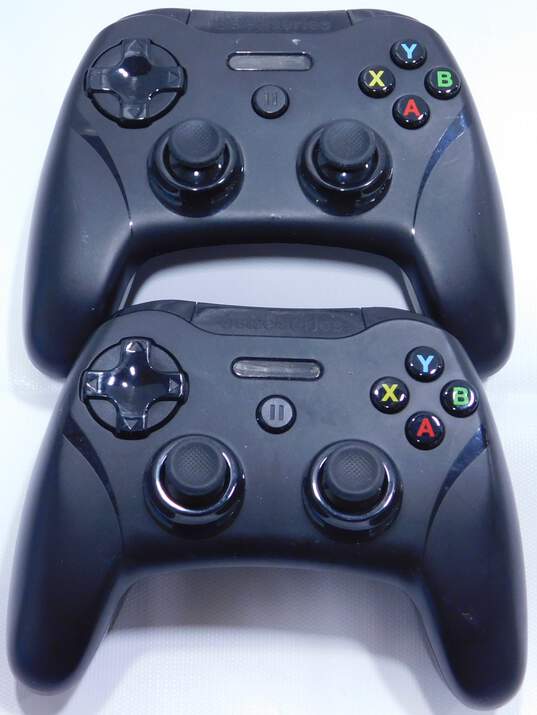 2 SteelSeries Stratus XL Wireless Controllers image number 1