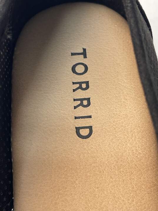 Torrid Womens Black Slip On Flats Size 8.5W image number 4