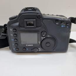UNTESTED Canon EOS 10D 6.3MP Digital Camera Body Only alternative image