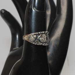 Black Hills Gold Sterling Silver Grape Leaf Ring Size 5.75 - 2.96g alternative image