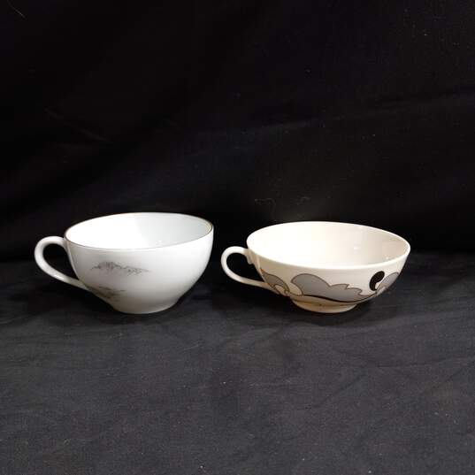 8PC Fukagawa Arita Hand Painted Tea Mugs Bundle image number 6