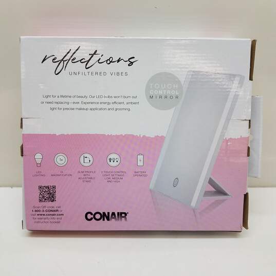 Conair Reflections Touch Control Mirror BETP2XR image number 3