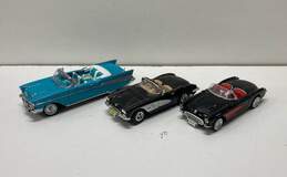 Diecast Classic Cars Set of 3 alternative image