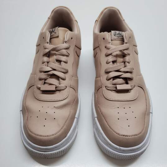 2021 WOMEN'S NIKE AIR FORCE 1 PIXEL 'PARTICLE BEIGE' CK6649-200 SIZE 10.5 image number 3