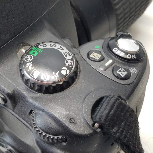 Nikon D40x 10.2MP Digital SLR Camera with 55-200mm Lens image number 5