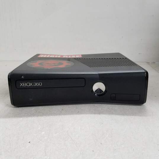 Restored Microsoft Xbox 360 S (Slim) 4GB Gaming Console Bundle (Refurbished)