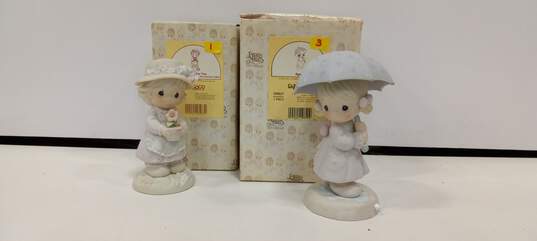 Vintage Pair of Precious Moments Figurines w/Boxes image number 1
