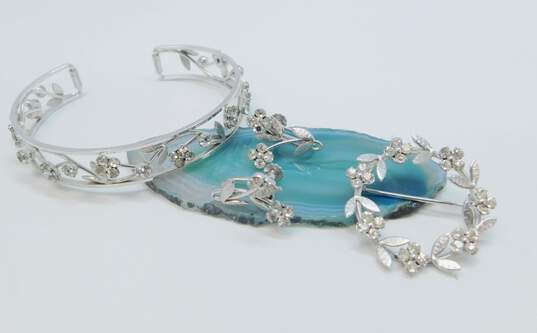 Vintage Krementz Floral Icy Rhinestone Silver Tone Cuff Bracelet Screw Back Earrings & Brooch 18.6g image number 1