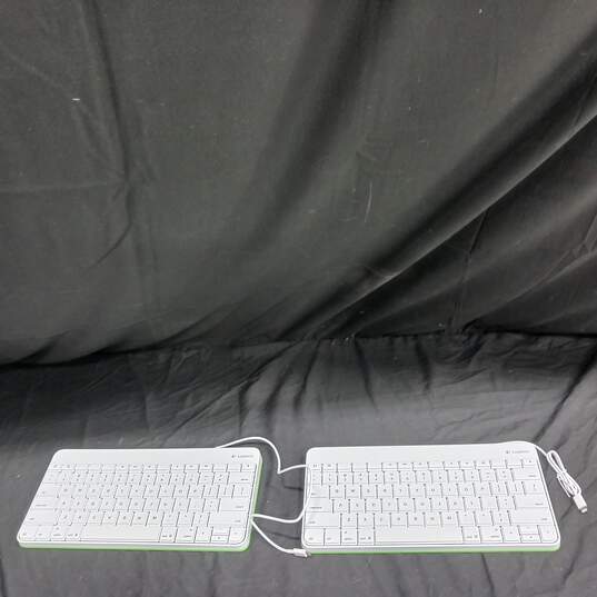3 Logitech Wired Keyboard for iPad/iPhone image number 4