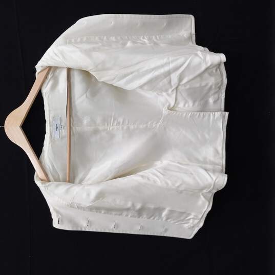 Vertigo Paris Women's White Blazer Size Medium image number 1