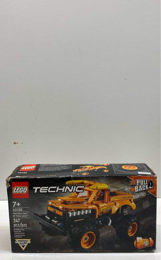 Lego Technic 42135 & City 60383 image number 2