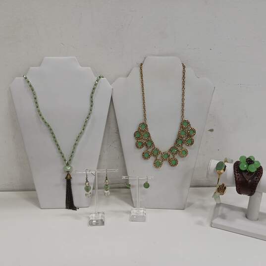 Assorted Green and Brown Fashion Jewelry Lot of 6 image number 1