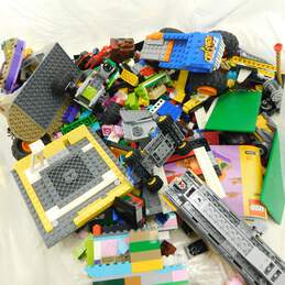 5.1lbs Mixed Lego Bulk Box alternative image