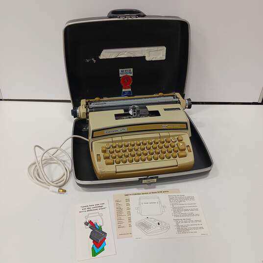 Smith Corona Coronet Super 12 Electric Typewriter w/Hard Case image number 1