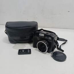 Olympus C-5060 5.1MP Digital Camera w/ Case
