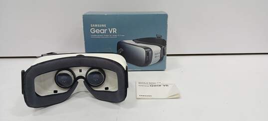 Samsung Gear VR Google Occulus Phone VR Headset image number 3