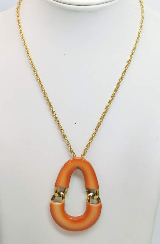 Vintage Crown Trifari Coral Enamel & Gold Tone Pendant Necklace 24.5g image number 4