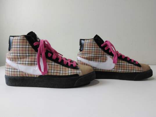 Nike Girls Blazer Mid Shoe Size 6Y image number 2
