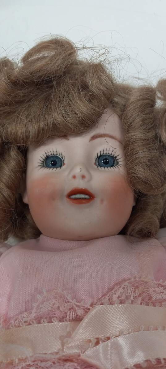 Vintage Bundle of 3 Porcelain Dolls image number 3