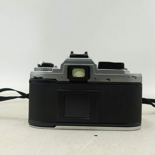 Nikon FG SLR 35mm Film Camera With Lens & Manual image number 4