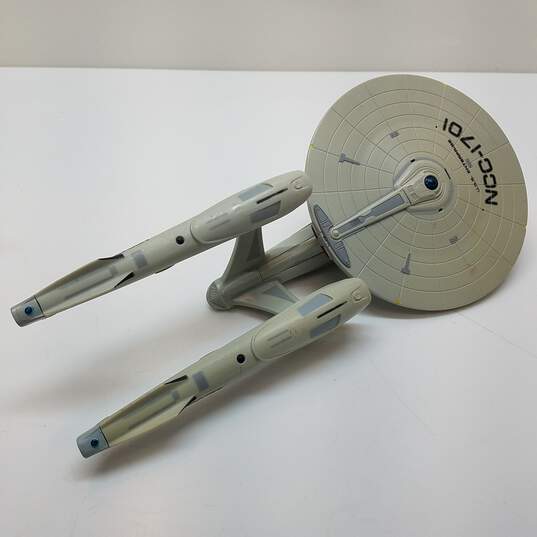 Star Trek U.S.S. Enterprise Toy Vehicle image number 2